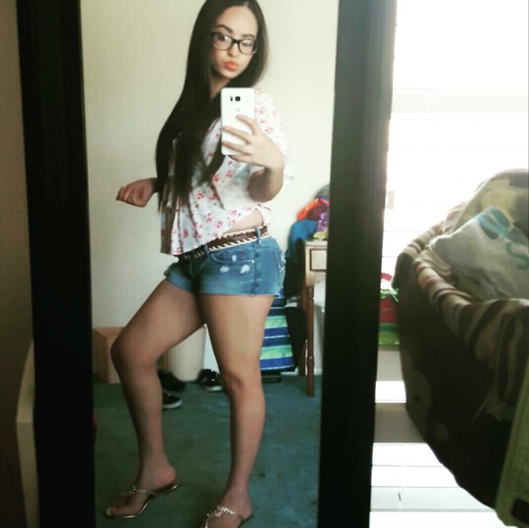 Meet your Posher, Marina - Picture 5 of 8